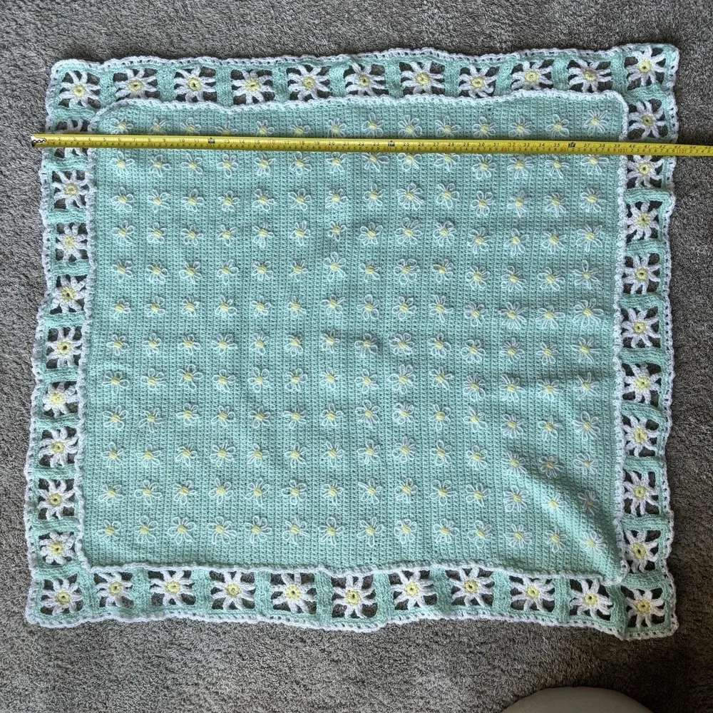 Vintage Daisy 3D Handmade Crochet Afghan Throw Coverlet Grannycore 43
